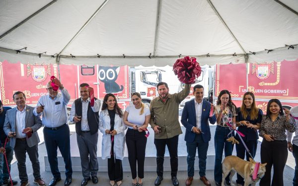 Tijuana lanza programa de esterilización gratuita para mascotas con unidades móviles veterinarias