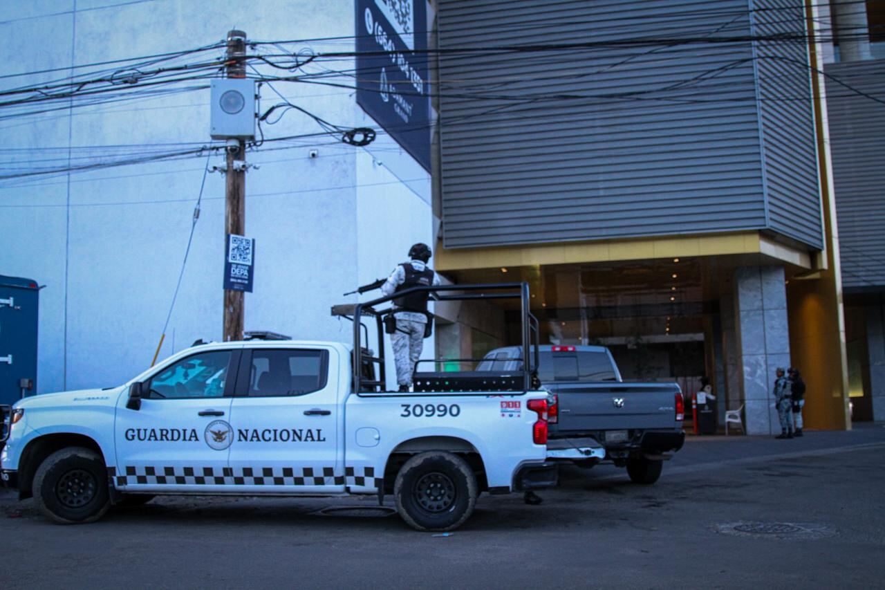 APUÑALAN A HOMBRE EN ADAMANT Y DETIENEN A SU PAREJA
