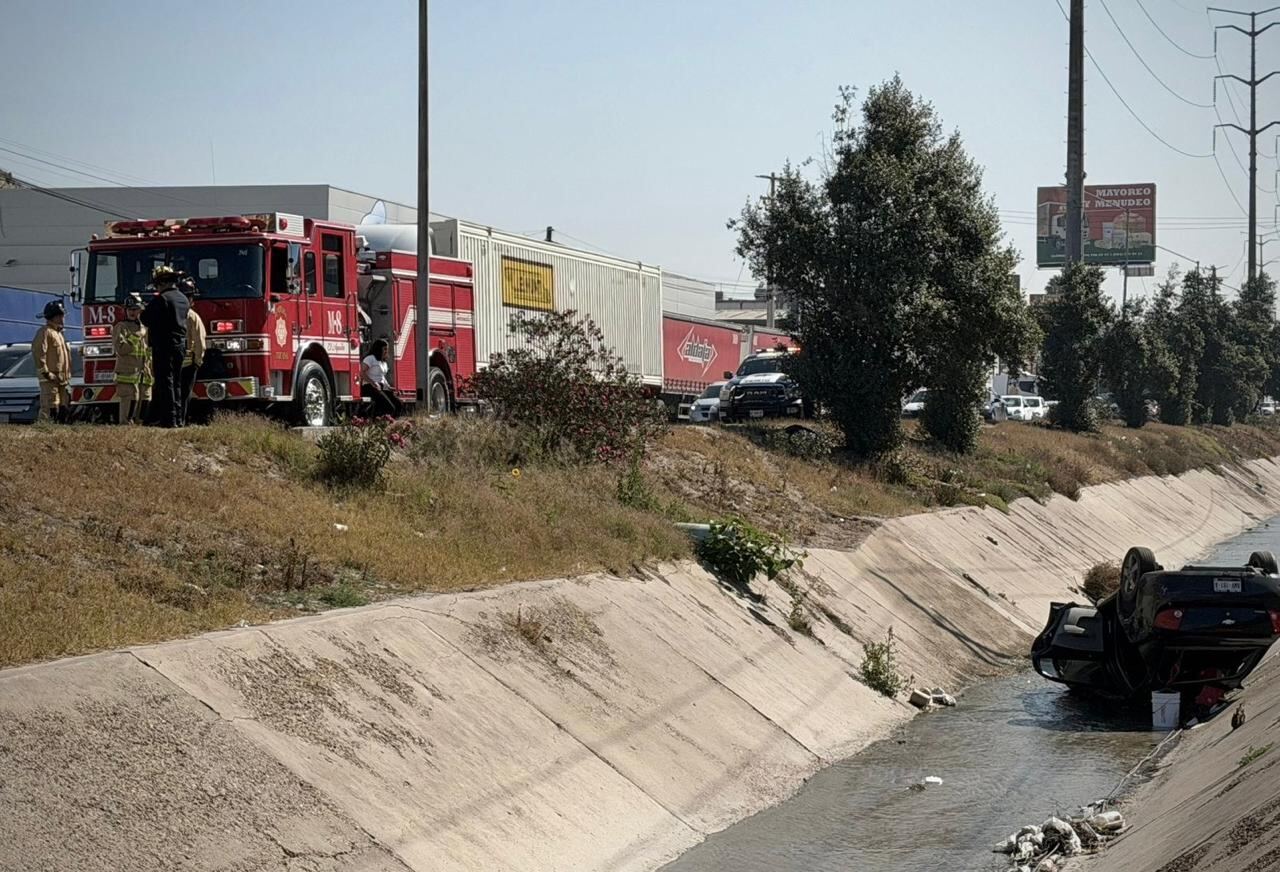 ACCIDENTE EN CLOUTHIER DEJA DOS LESIONADOS