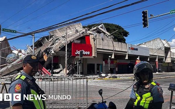 Terremoto de 7,8 sacude Filipinas y activa alerta de tsunami